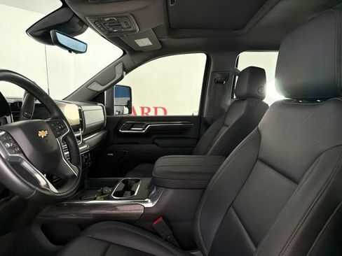 Used 2024 Chevrolet Silverado 2500 LTZ w/ LTZ Premium Package AWD/4WD image 11