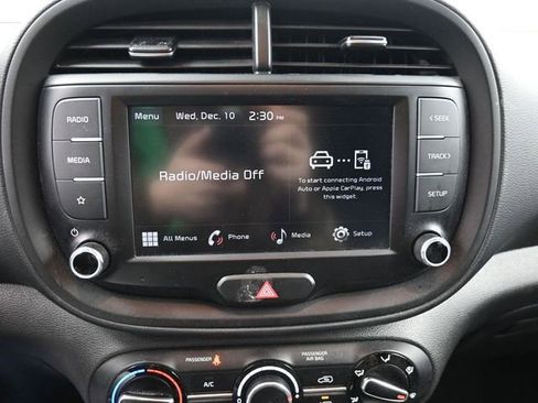 Used 2024 Kia Soul LX w/ LX Technology Package image 18