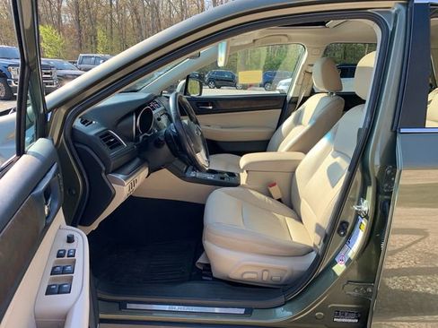 Used 2015 Subaru Outback 3.6R Limited AWD/4WD image 29