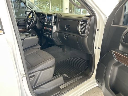 Used 2019 GMC Sierra 1500 SLE w/ SLE Value Package image 24