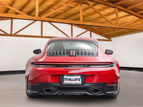 Used 2025 Porsche 911 Carrera S RWD image 4