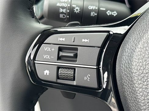 New 2025 Honda Pilot EX-L image 32