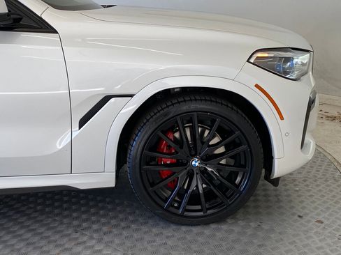 Certified 2022 BMW X6 xDrive40i w/ Executive Package image 10