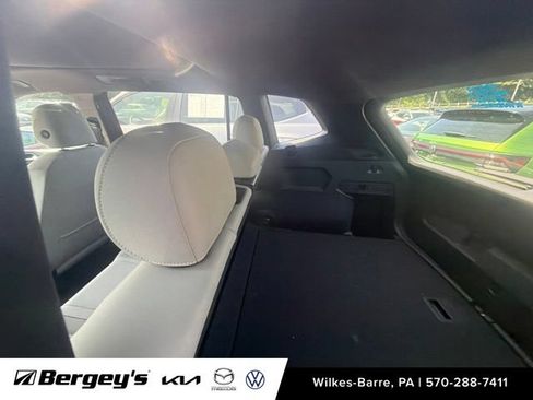 Used 2019 Volkswagen Tiguan SEL R-Line AWD/4WD image 13