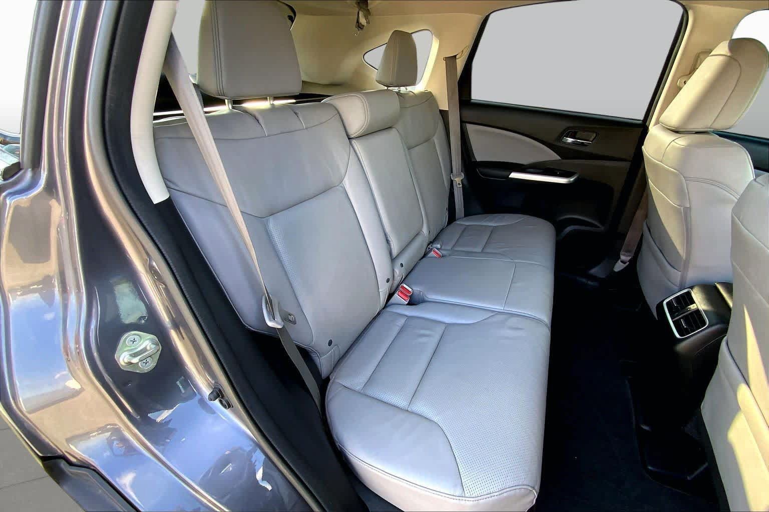 Used 2016 Honda CR-V Touring image 18