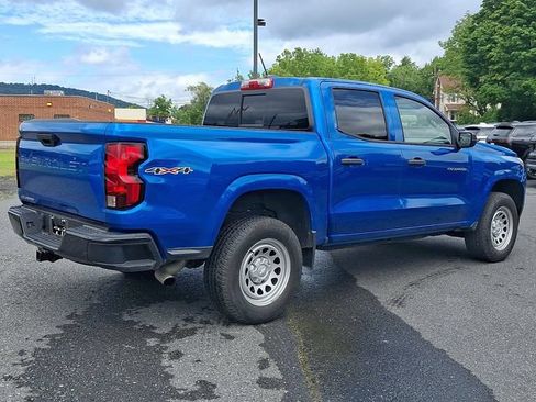 Used 2023 Chevrolet Colorado W/T w/ Advanced Trailering Package AWD/4WD image 6