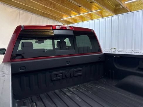 Used 2018 GMC Sierra 1500 SLT AWD/4WD image 9