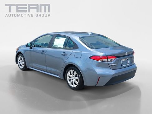 Used 2024 Toyota Corolla LE FWD image 5