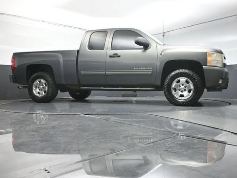 Used 2011 Chevrolet Silverado 1500 LT w/ All-Star Edition RWD image 29
