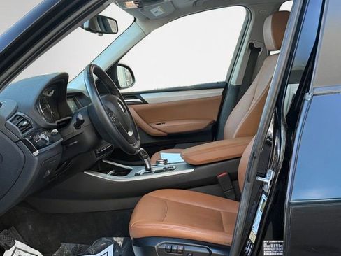 Used 2017 BMW X3 xDrive28i image 12