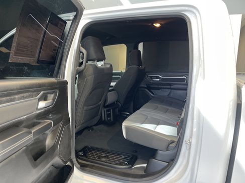 Used 2024 RAM 1500 Big Horn AWD/4WD image 33