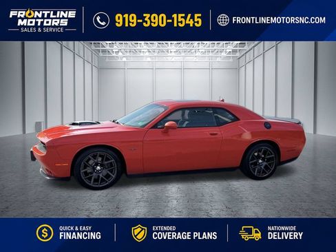 Used 2016 Dodge Challenger R/T RWD image 5