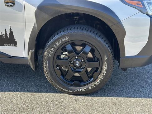 Used 2022 Subaru Outback Wilderness image 13