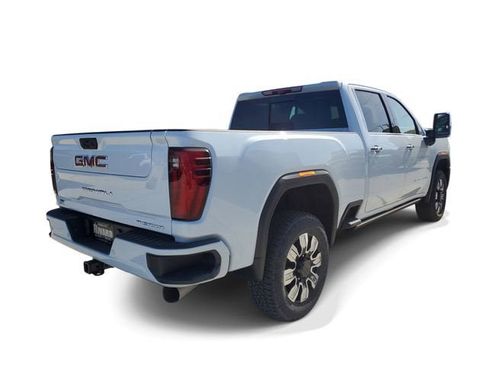 New 2026 GMC Sierra 3500 Denali w/ Denali Reserve Package AWD/4WD image 5