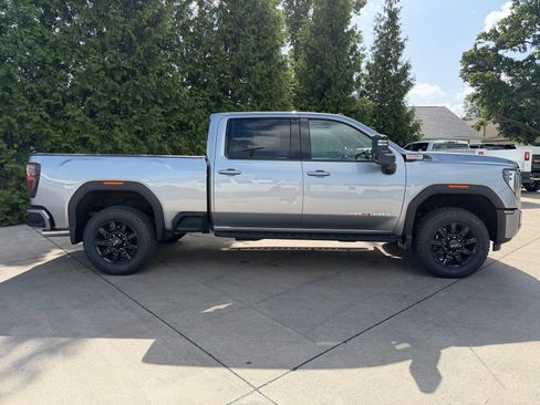 New 2026 GMC Sierra 2500 AT4 w/ AT4 Premium Plus Package AWD/4WD image 12