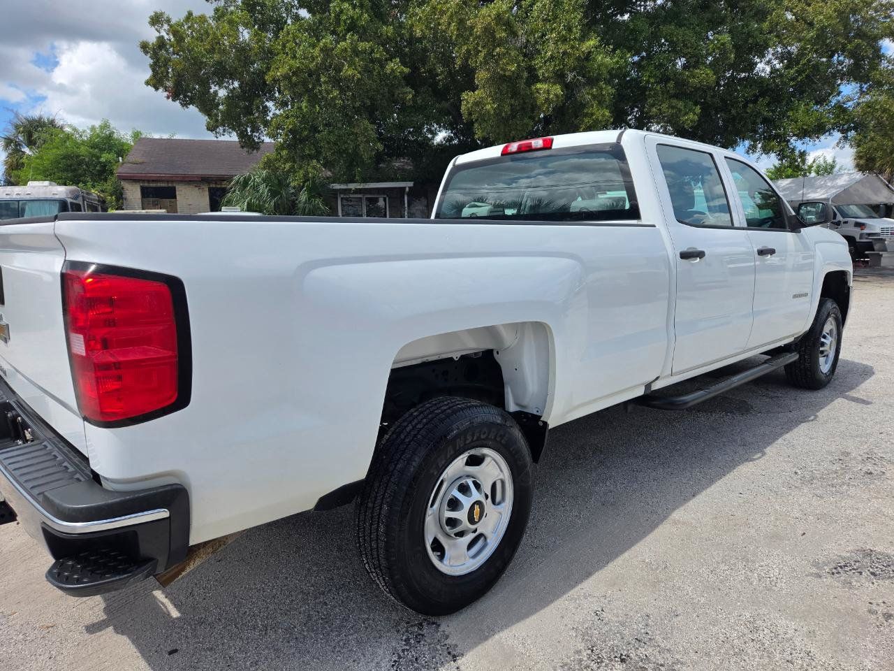 Used 2018 Chevrolet Silverado 2500 W/T RWD image 4