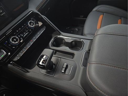Used 2026 GMC Sierra 1500 AT4 w/ AT4 Premium Package AWD/4WD image 20