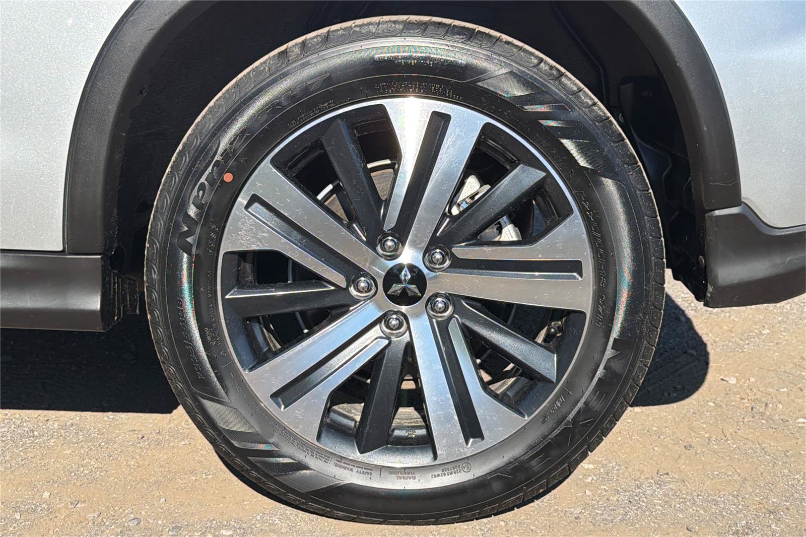 Used 2025 Mitsubishi Outlander Sport SE AWD/4WD image 26