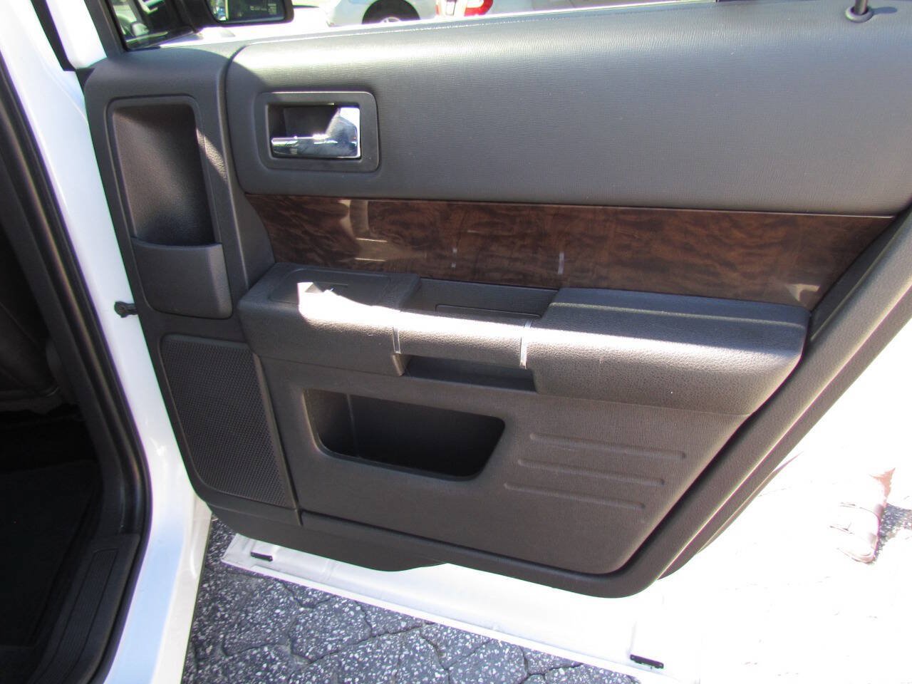 Used 2019 Ford Flex Limited AWD/4WD image 17