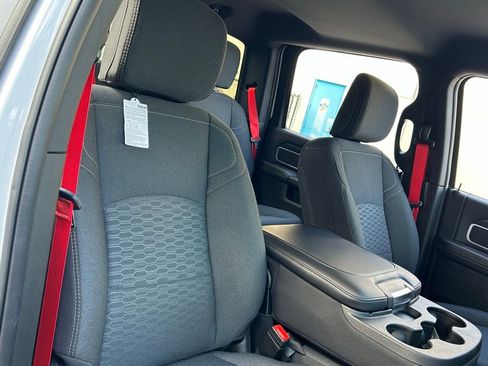 New 2025 RAM 3500 Big Horn AWD/4WD image 37