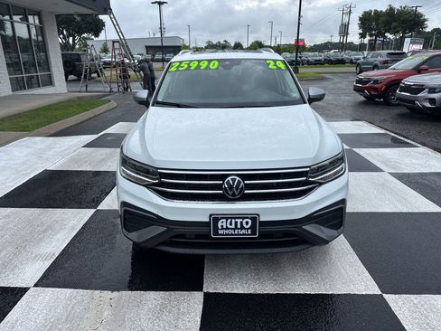 Used 2024 Volkswagen Tiguan Wolfsburg Edition FWD image 2