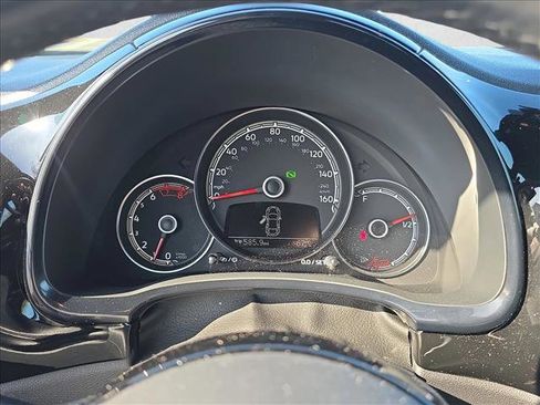 Used 2017 Volkswagen Beetle 1.8T S image 10