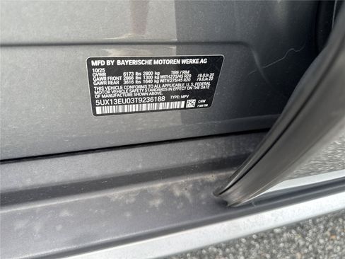 Used 2026 BMW X5 sDrive40i w/ Premium Package RWD image 40
