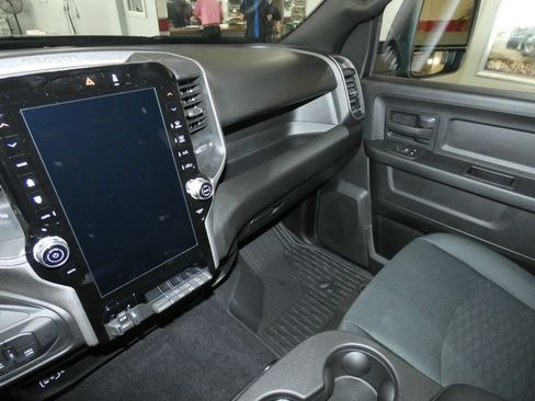 Used 2025 RAM 2500 Tradesman AWD/4WD image 12