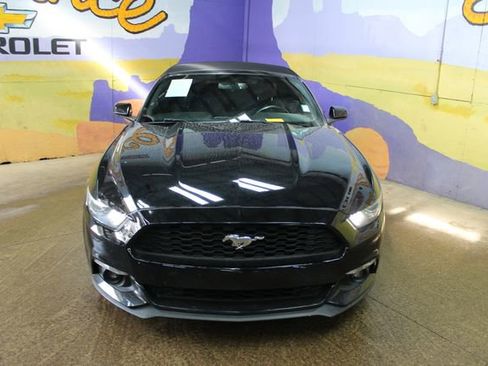 Used 2015 Ford Mustang Premium image 3