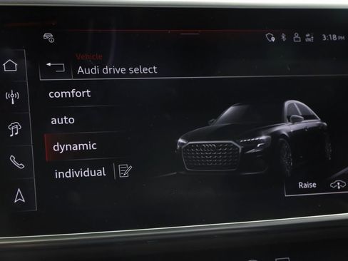 Used 2025 Audi S8 image 65