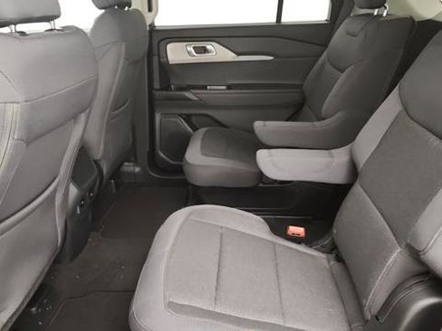 New 2026 Ford Explorer Active image 23