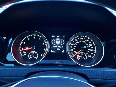 Used 2017 Volkswagen Golf SEL image 23