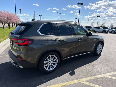 Used 2022 BMW X5 xDrive45e w/ Premium Package image 7