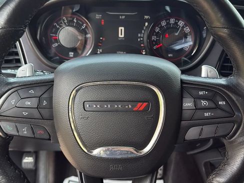 Used 2016 Dodge Challenger SXT Plus RWD image 15