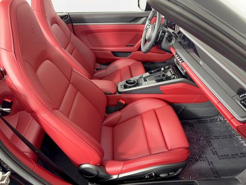 Certified 2024 Porsche 911 Carrera S RWD image 30