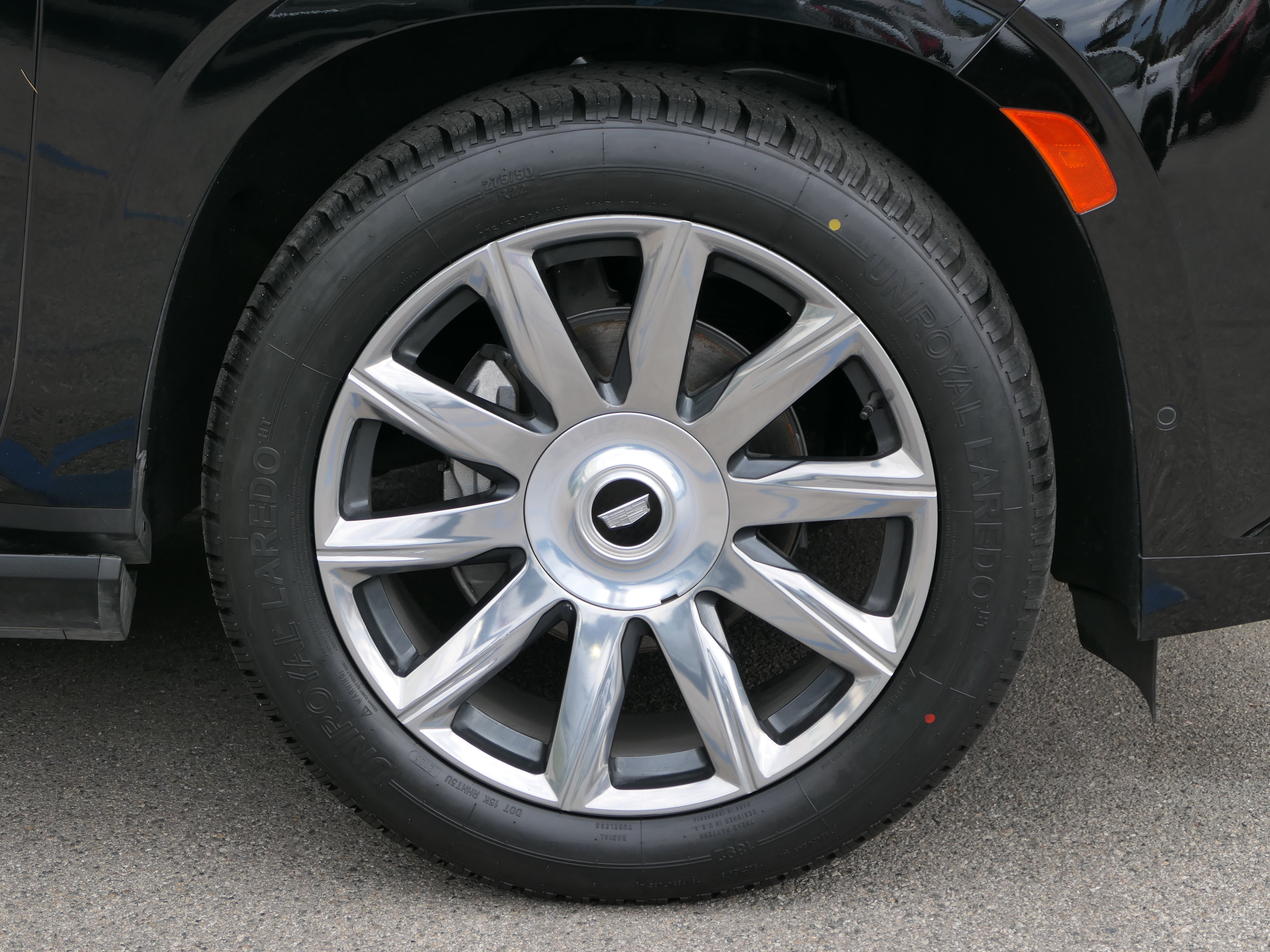 Certified 2023 Cadillac Escalade Premium Luxury Platinum AWD/4WD image 9