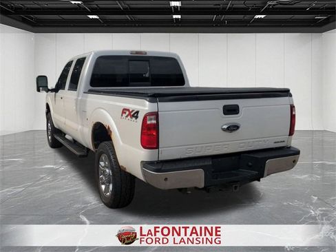 Used 2015 Ford F250 Lariat w/ Lariat Ultimate Package image 4