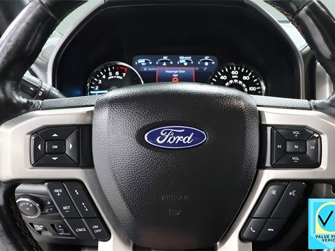 Used 2018 Ford F150 Platinum w/ Equipment Group 701A Luxury image 15