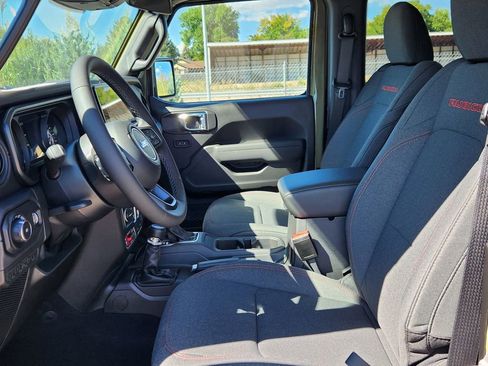 New 2025 Jeep Wrangler Rubicon image 8