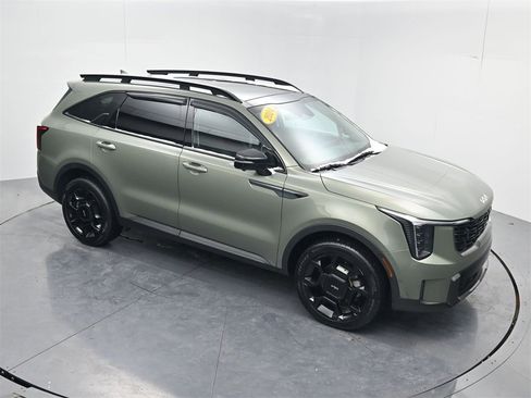 Certified 2024 Kia Sorento SX image 46