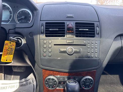 Used 2009 Mercedes-Benz C 300 4MATIC Sedan image 17