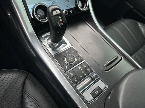 Used 2017 Land Rover Range Rover Sport Supercharged image 33