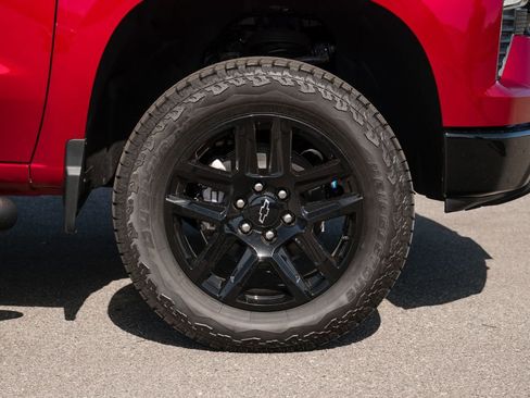 New 2026 Chevrolet Silverado 1500 LT Trail Boss w/ LPO, Dark Essentials Package AWD/4WD image 10
