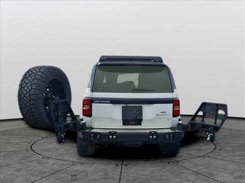 Used 2024 Toyota Land Cruiser image 7