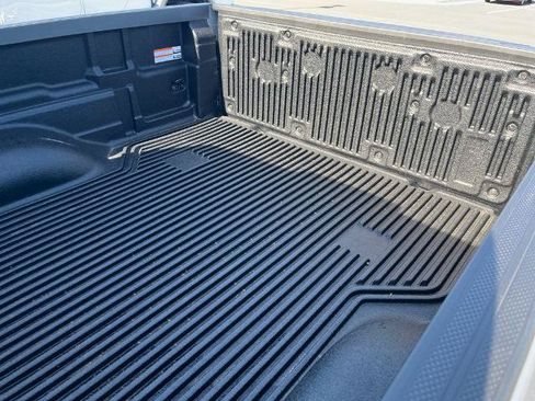 Certified 2026 Nissan Frontier SV w/ All-Weather Content Package AWD/4WD image 10