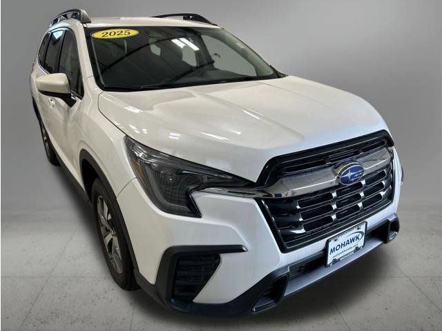 Used 2025 Subaru Ascent Premium AWD/4WD image 8