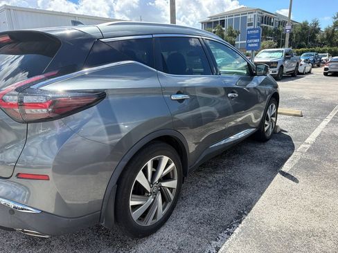 Used 2020 Nissan Murano SL FWD image 3