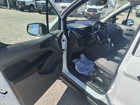 Used 2019 Ford Transit Connect XL FWD image 12