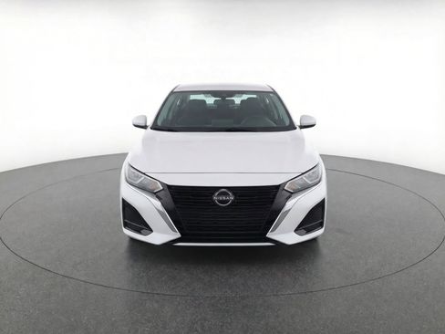 Used 2023 Nissan Altima 2.5 S FWD image 2