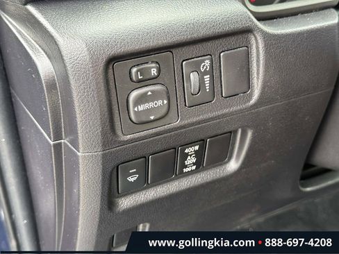 Used 2016 Toyota 4Runner SR5 image 19